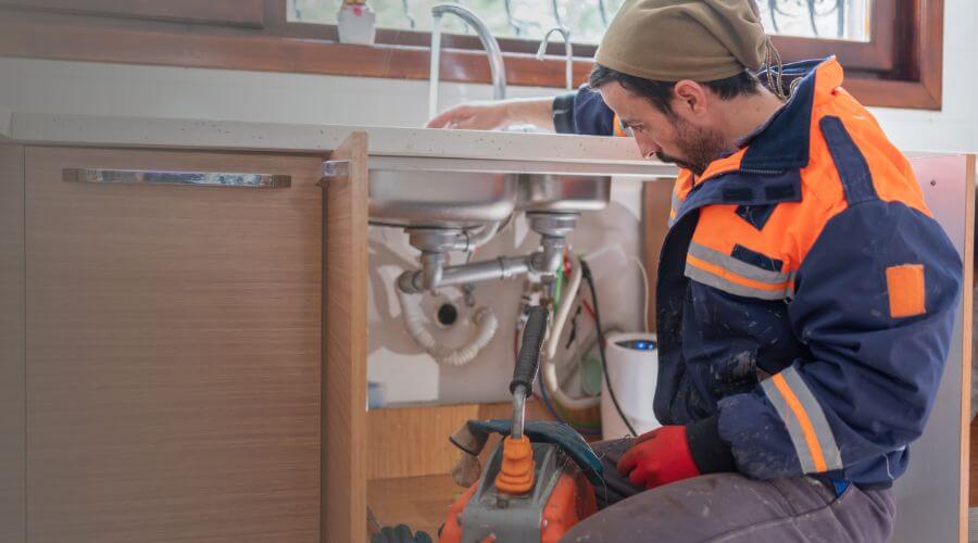 Expert burst pipe repair services in Bluff City, AR